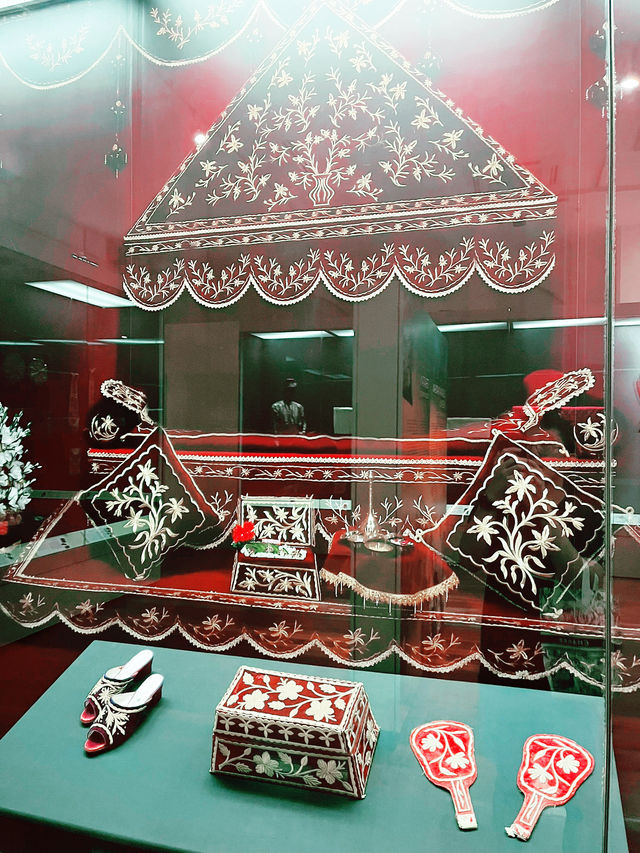 Teluk Berantai Gallery: Must-Visit at Kuala Lumpur’s National Textile Museum 