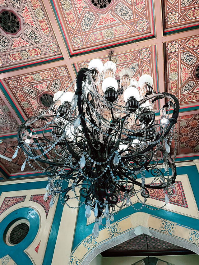 A Royal Experience: Visiting the Beautiful Maimun Palace in Medan 