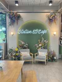 Station Es Cafe 