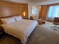 Makati Shangri-La Manila