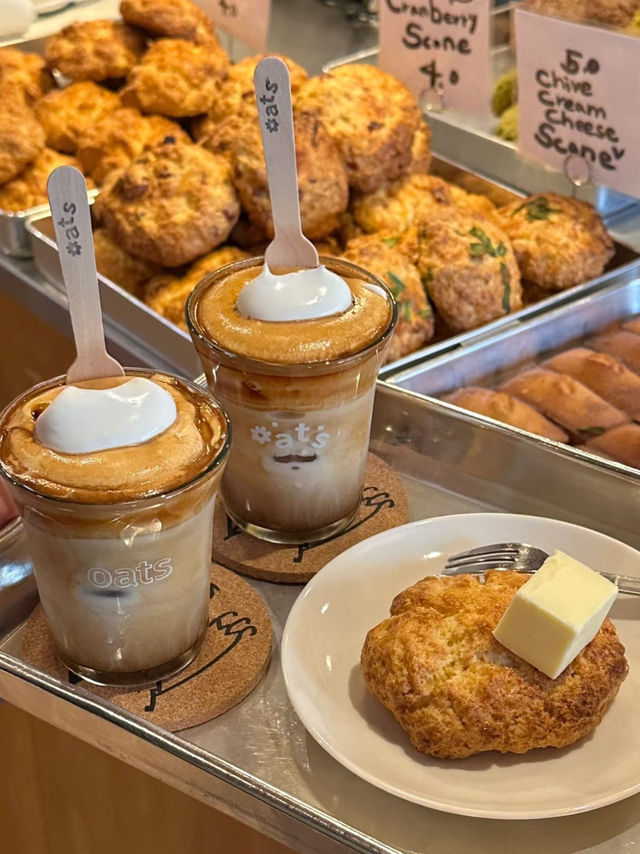 Oats Coffee: A Charming Café in a Seoul Townhouse