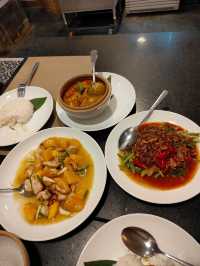 **Banteay Shrey: Where Khmer Flavors Come to Life