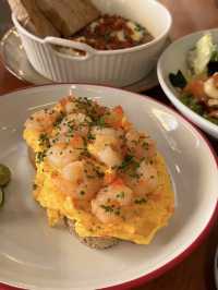 Shanghai | Surprisingly Delicious! pêcher brunch & bistro