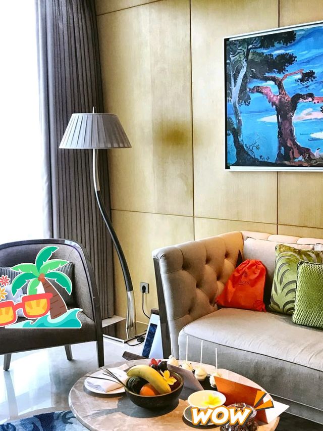 🇮🇩✨ Jakarta’s Artful Hideaway: Live the Suite Life at Raffles! 🎨🏰