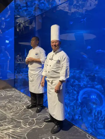 🌊全港最大型水族館餐廳🌊