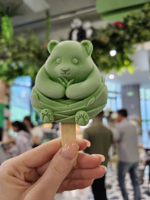 🐼 Ultimate Chengdu Giant Panda Base Adventure: Your Complete Guide to Panda Paradise! 🎋