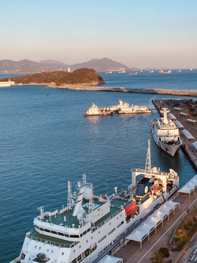 Utop Marina Hotel & Resort, Yeosu: Oceanfront Comfort with Excellent Amenities