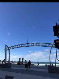 🌊【サーファーズ・パラダイス（Surfers Paradise）】ゴールドコーストを象徴する砂浜と街のパラダイス