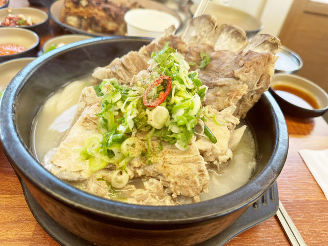 👍 밑반찬까지 버릴 메뉴없는 본날