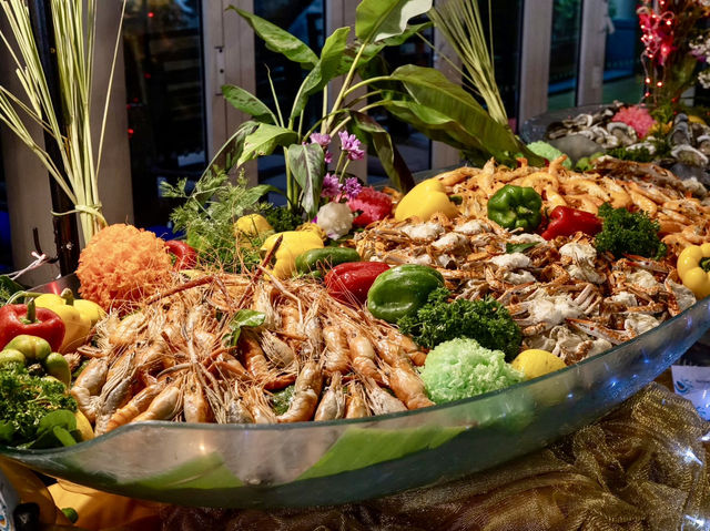 Edgewater Seafood Buffet at Amari Phuket