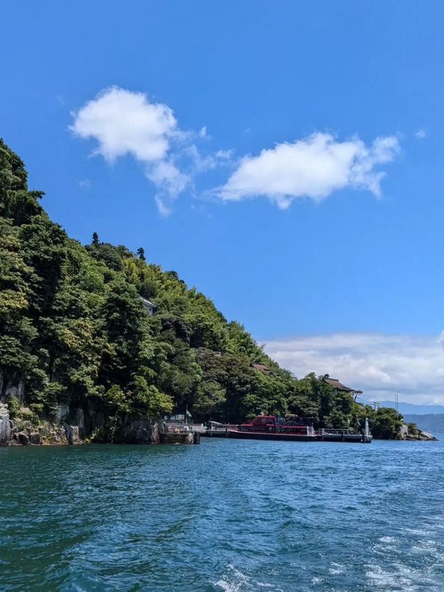 【琵琶湖に浮かぶ鳥居の絶景⛩️】白髭神社で神秘と癒しの旅✨