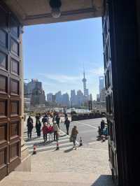 Morning Atmosphere at the Bund