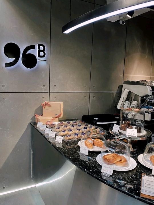 96B Cafe