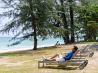 ที่พักสไตล์รีสอร์ทหรูบนชายหาดไม้ขาว