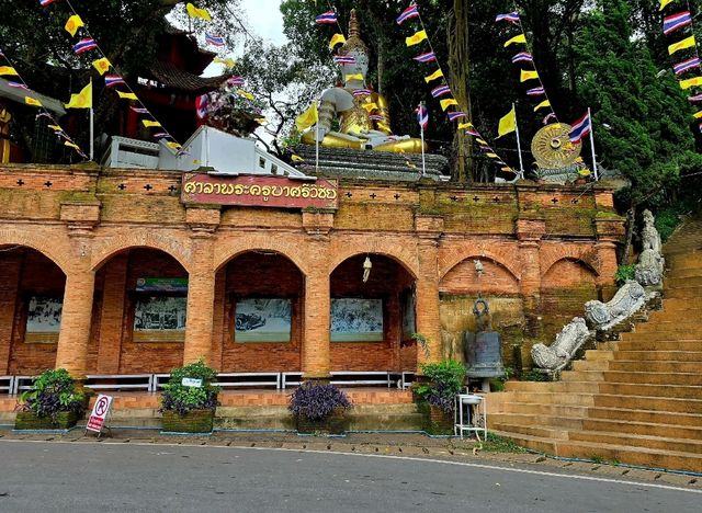 วัดพระธาตุดอยสุเทพ ศูนย์รวมจิตใจคนล้านนา