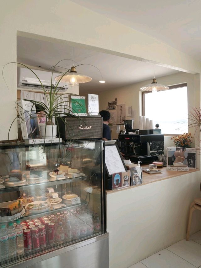 ☕ : Lay Cafe Phuket คาเฟ่ภูเก็ต
