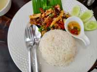 คาเฟ่วิวเขาอุทัยธานี 
