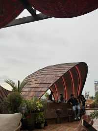 🌙 Moon Whale Pattaya – คาเฟ่สวยหรูริมทะเล