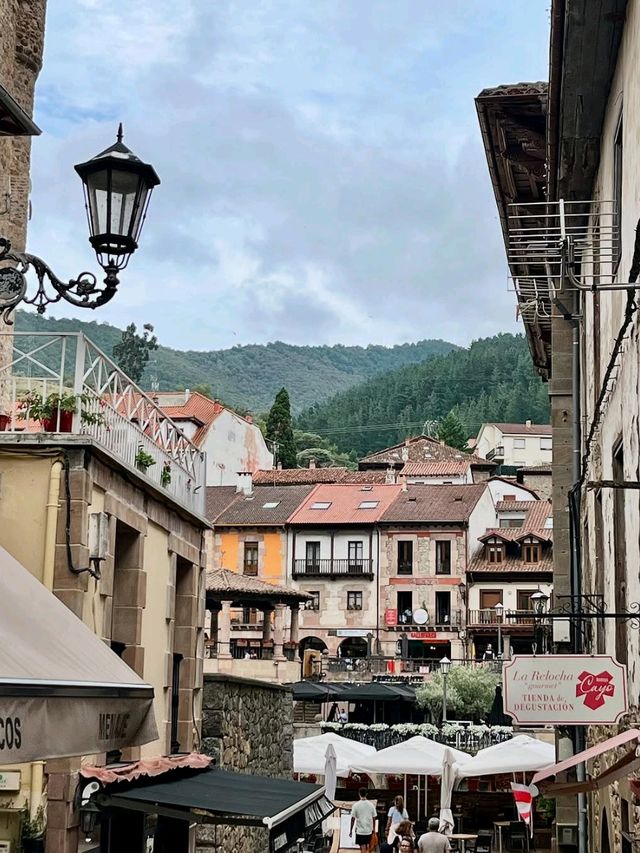 Cozy Streets and Mountain Views in Potes