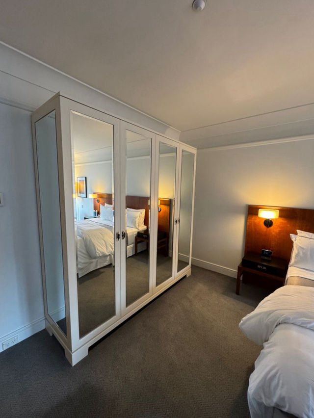 Smart Travel: Budgeting a 5-Star Stay in Melbourne