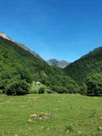Waterfalls and Forest Wanders at Sauth deth Pish