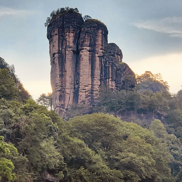 🌿 Let’s Go to Wuyishan (武夷山) – China’s Misty Tea Paradise & Adventure Playground! 🚣♂️