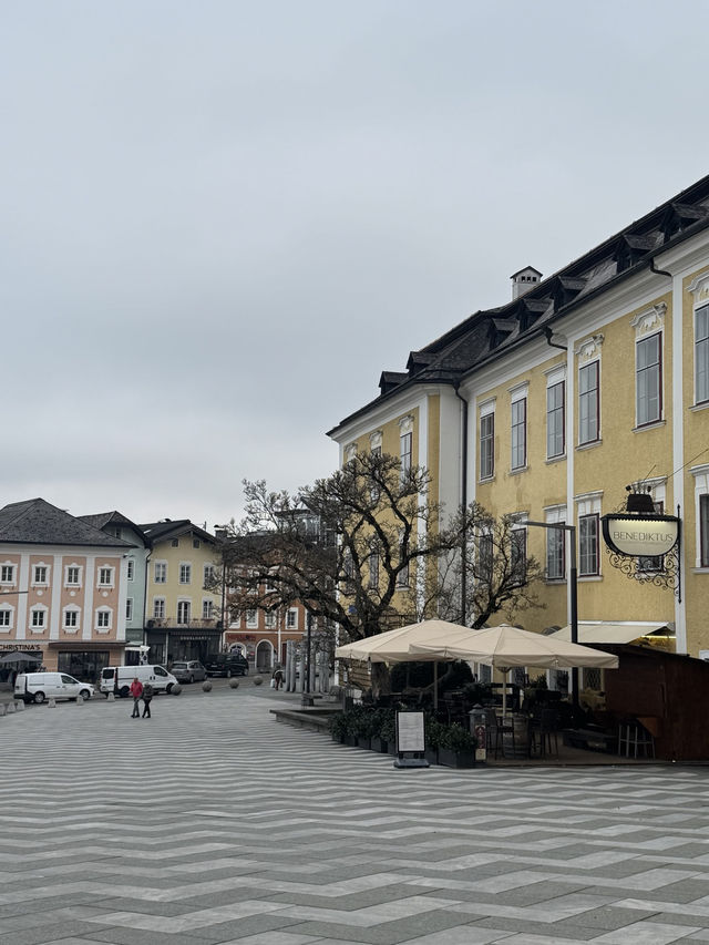 음악처럼 아름다운 결혼식의 무대가 된 성당 음악처럼 아름다운 결혼식의 무대가 된 성당