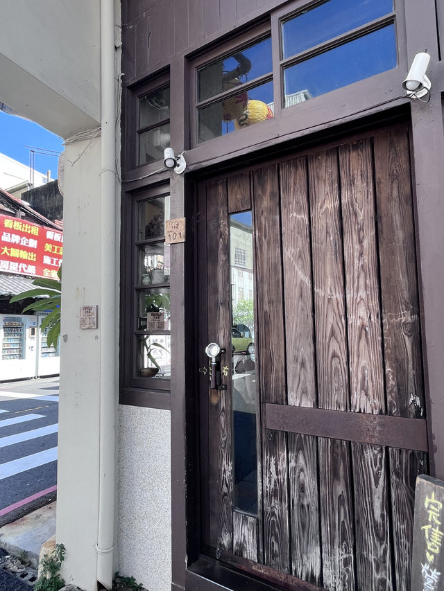 台南神農街旁的Paris小日常