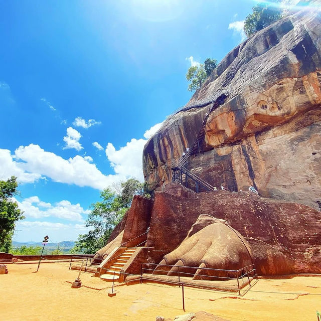 Discover the Ancient Wonder of Sigiriya