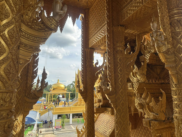 วัดสีทองแห่งพิษณุโลก