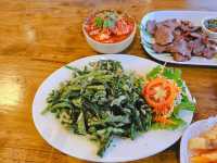 บิ๊กทรี คาเฟ่ แอนด์ เรสเทอรองต์