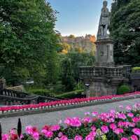 Its the jewel of Edinburgh for everyone. Filled with flowers, green fields, shady trees