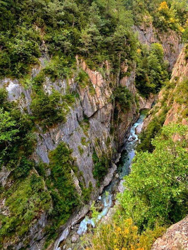 庇里牛斯山隱世健行路線