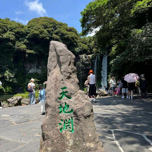 Cheonjiyeon Waterfall