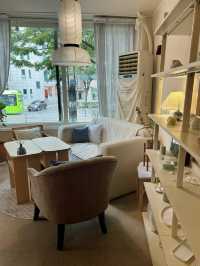 사당동 골목 앞, 전시공간 같은 아늑한 카페🦢🤍