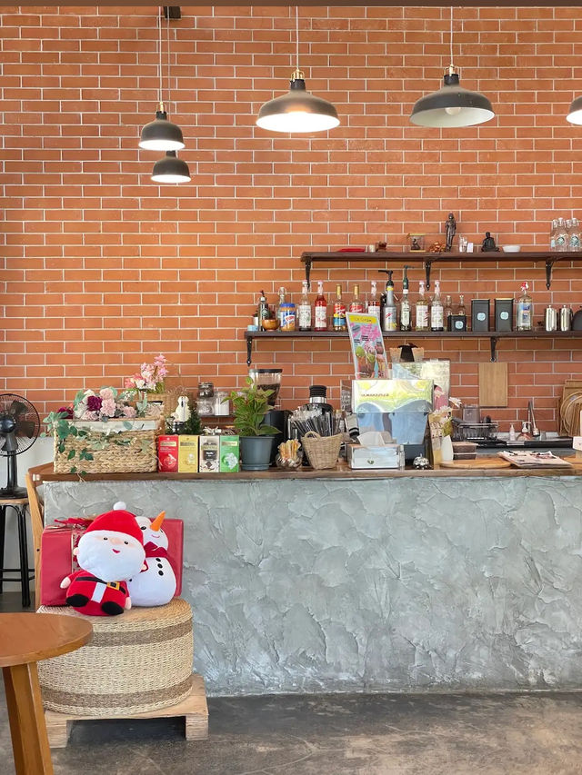 เติมเต็มคาเฟ่ Cafe&Camping by สวนเขาจุก (Suan Khao