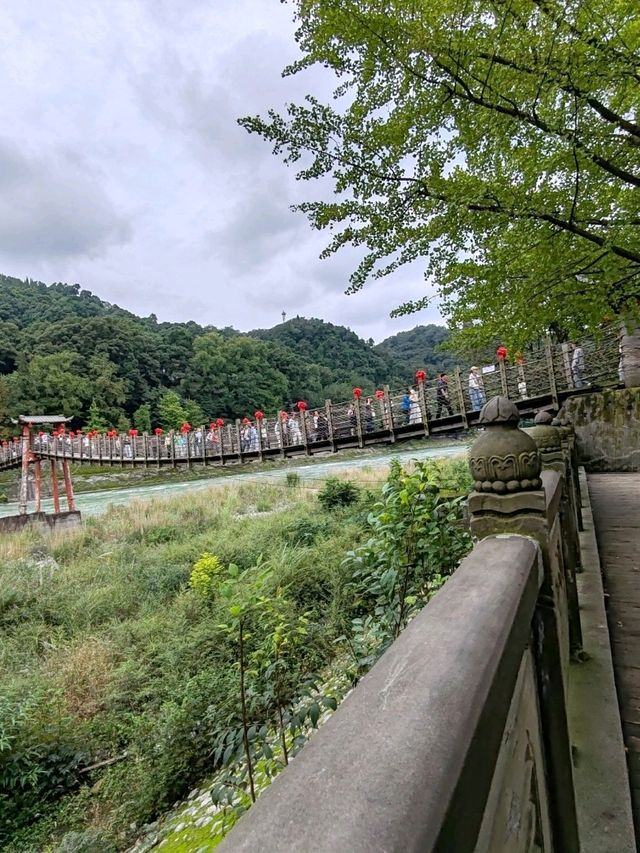 Dujiangyan: A Verdant Masterpiece