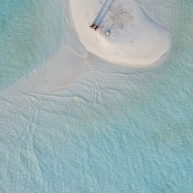 🌴 Maafushi Island, Maldives — Paradise with a Local Touch 🌴 Maafushi Island, Maldives — Paradise with a Local Touch