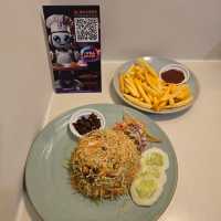 【コロンボ🇱🇰】ロボットが働く!?おすすめホテル!