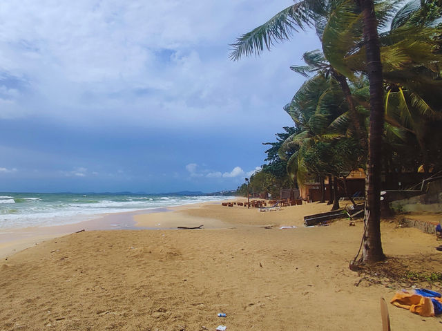 “Golden Moments by the Sea — Ocean Bay Resort, Phu Quoc” “Golden Moments by the Sea — Ocean Bay Resort, Phu Quoc”