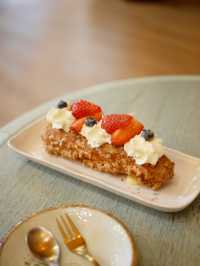 คาเฟ่ Pet friendly หัวหิน ขนมเครื่องดื่มอร่อย 📚🕰️