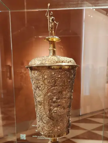 🎨🌟 A Journey Through Art at the Museo Nacional Thyssen-Bornemisza ✨