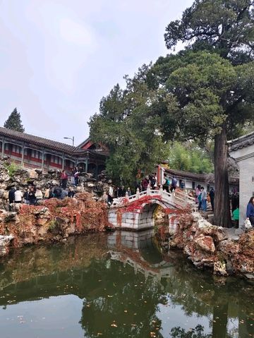 Autumn's Masterpiece in an Emperor's Garden