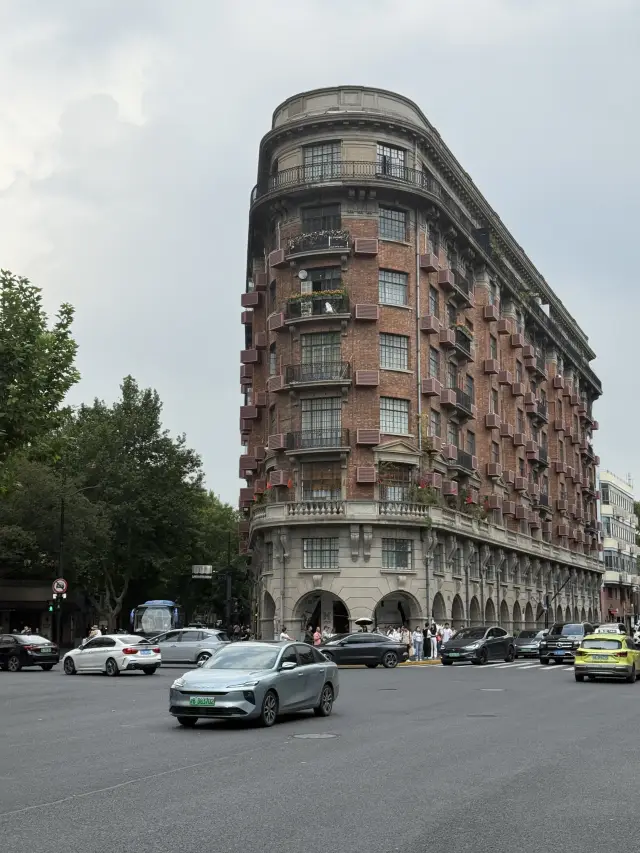Wukang Mansion: Shanghai’s Chic Retro Icon 🌧️🏙️  