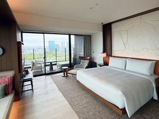 大阪最新ラグジュアリーホテルの覇者！「パティーナ大阪」大阪城フロントビューを誇り2025年注目の的に。
