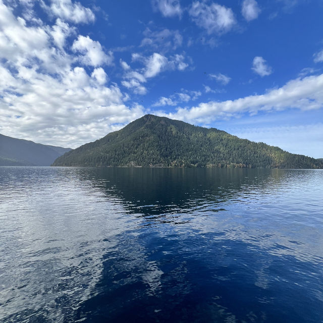 Hiking beauty that lasts in unforgettable moments 