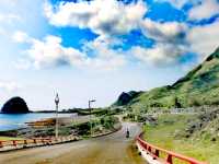 鋼盔岩
