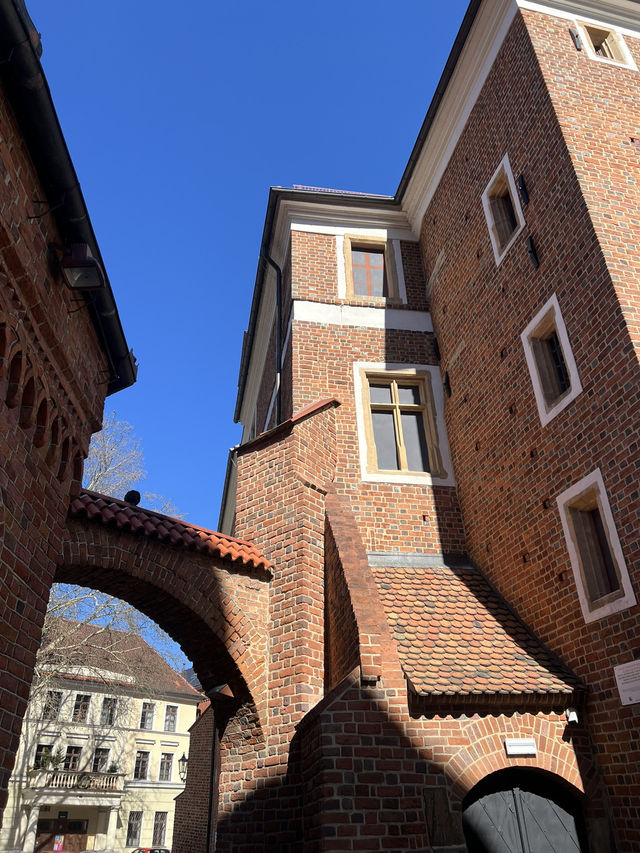 🇵🇱 樂斯拉夫教堂島（Ostrow Tumski）