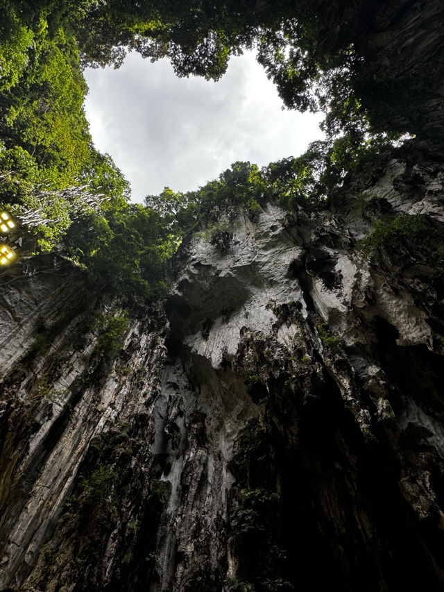Batu Caves: a hidden (not so hidden now) gem in Kuala Lumpur 