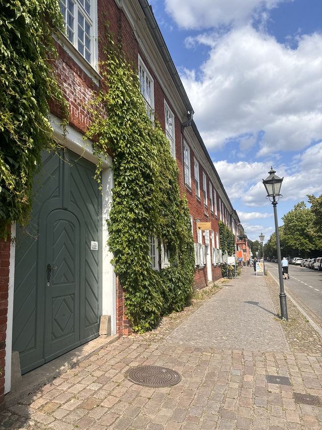 Day Trip to Potsdam - 40 Mins from Berlin City Centre ✨